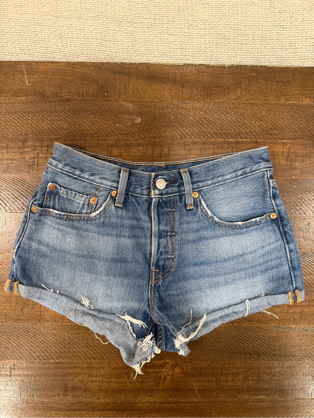 Women’s Levi Denim Shorts - Size 26